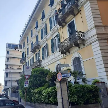 Dimora Dolce - Attico Sul Mare شقة