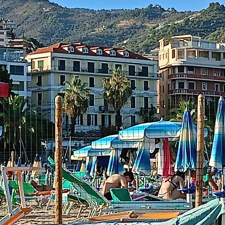 Appartement Dimora Dolce - Attico Sul Mare San Remo
